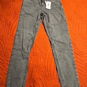 Calvin Klein Jeans Women's junior long Gray Skinny Jeans